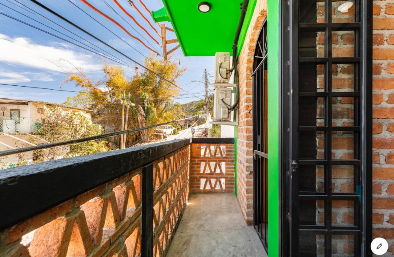 Casa Verde Puerto Vallarta Apartment Екстериор снимка